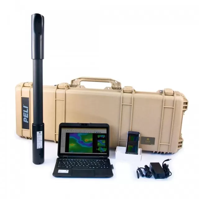 OKM Fusion Light cu Smartphone si Notebook