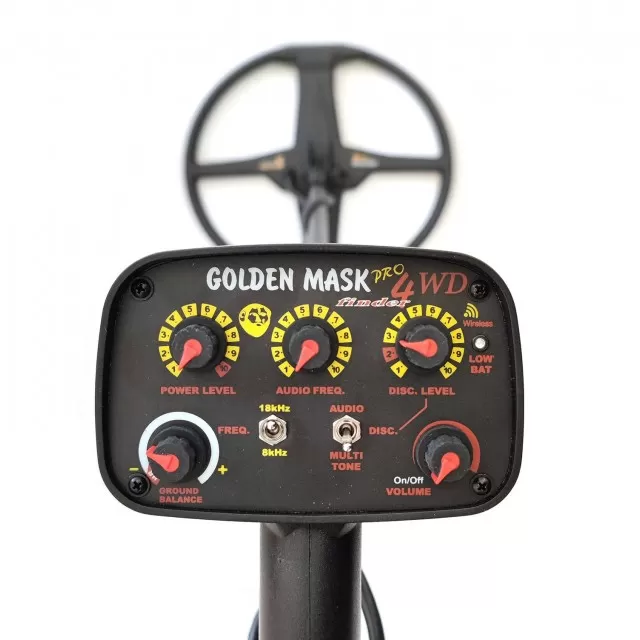 Golden Mask 4WD - 2