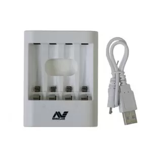 Încărcător Minelab pentru 4 x Acumulatori AA Ni-MH