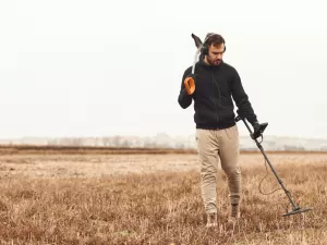 Ghidul pas cu pas pentru obținerea/ reînnoirea autorizației pentru detector de metale în 2026